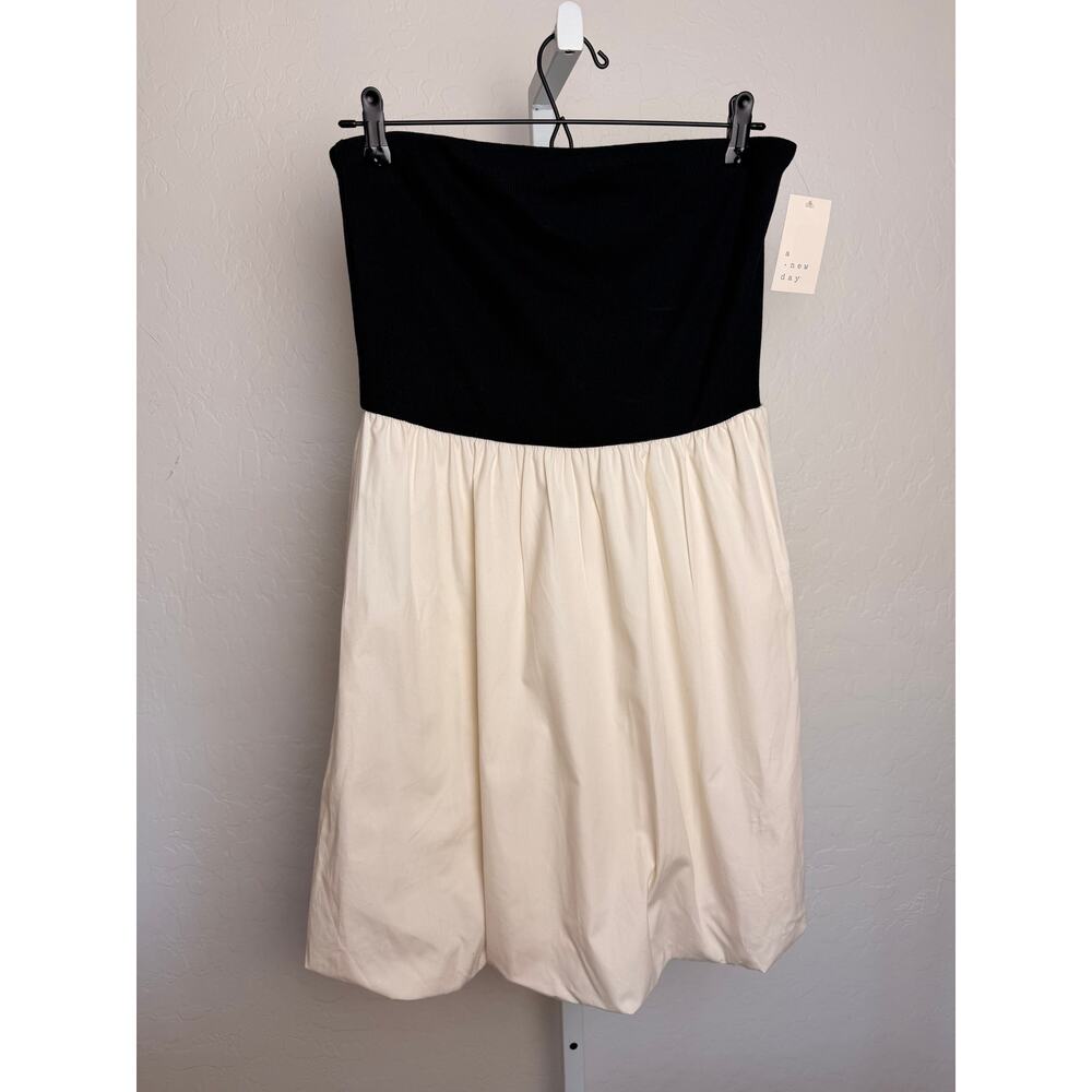 A New Day Strapless Bubble Hem Midi Dress M Black Ivory NWT